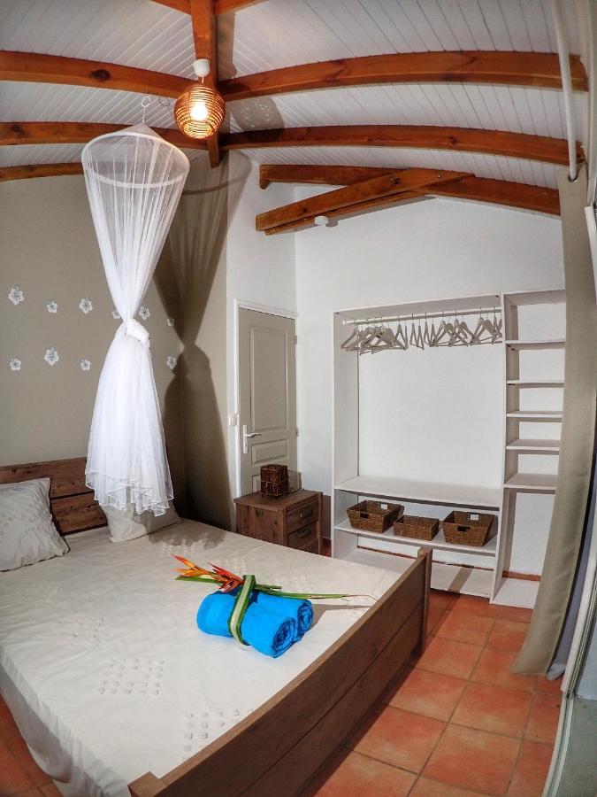 Gite Kaz A Topaze, Piscine, Jardin Tropical Sainte-Rose Exteriör bild