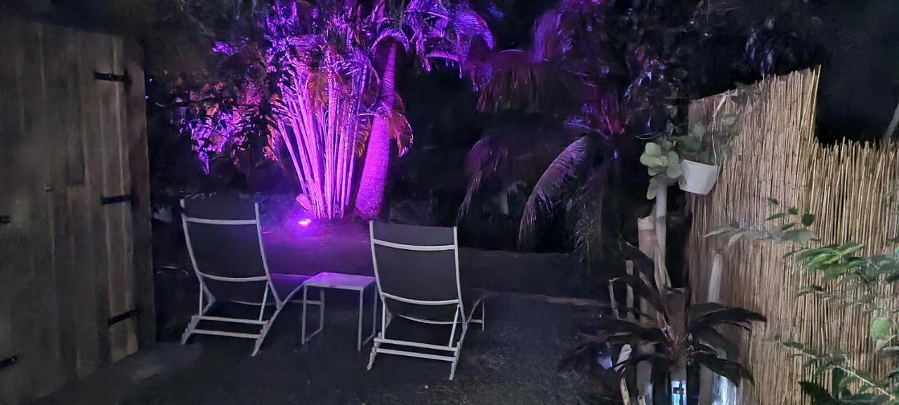 Gite Kaz A Topaze, Piscine, Jardin Tropical Sainte-Rose Exteriör bild