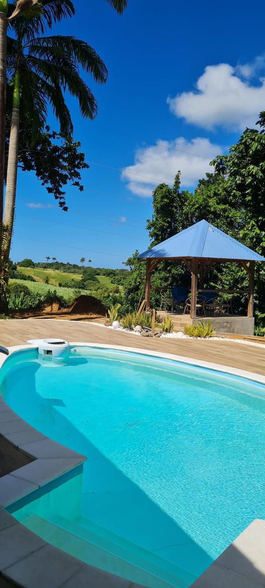 Gite Kaz A Topaze, Piscine, Jardin Tropical Sainte-Rose Exteriör bild